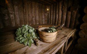 Деревенская баня, веник Деревенская баня, веник