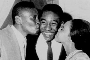 Пеле с родителями Пеле с родителями