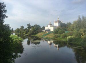 Храм у реки Храм у реки