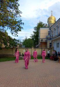 Фото 2. "Розовый фламинго". Игра с модным в этом году цветом. Фото 2. "Розовый фламинго". Игра с модным в этом году цветом.