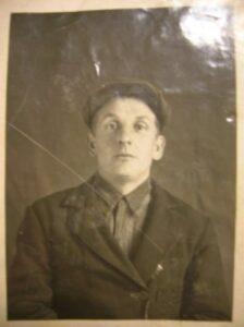 Костров Михаил Степанович, погиб на фронте. Костров Михаил Степанович, погиб на фронте.