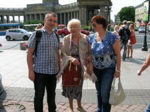 С народной артисткой России, актрисой МХАТ СССР имени Горького, Маргаритой Валентиновной Юрьевой в 2013 году. Вадим Грачев с народной артисткой России, актрисой МХАТ СССР имени Горького, Маргаритой Валентиновной Юрьевой в 2013 году.