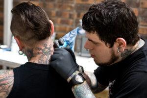 Татуировки. Фото: Ф. Леруа Татуировки. Фото: Ф. Леруа