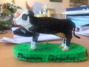 Скульптура коровы Скульптура коровы