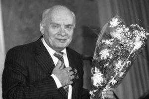 Николай Добронравов Николай Добронравов