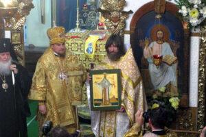 иконой Николая Чудотворца