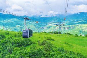 Поездка в Сочи, Армению, Абхазию, 2014. Часть 5. Поездка в горы. Монастырь Кечарис. Вечерний Ереван