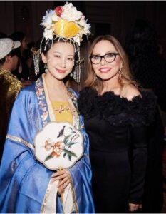 Лили Цзи и Орнелла Мути Лили Цзи и Орнелла Мути. Московская неделя моды