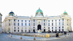 Дворцовый комплекс Хофбург. Вена Дворцовый комплекс Хофбург. Вена