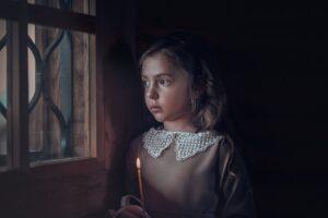 Девочка со свечой Девочка со свечой