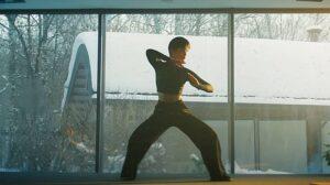 Мэйлин. Кадр из сериала "Уроки китайского" Мэйлин. Кадр из сериала "Уроки китайского"