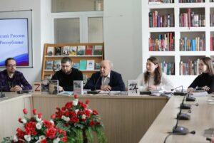 Секретарь Союза писателей России Николай Иванов Секретарь Союза писателей России Николай Иванов