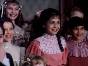 Кадр из фильма «Маленькая принцесса» Кадр из фильма «Маленькая принцесса»