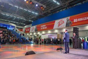 Владимир Мединский, книжная ярмарка "Наши герои" Владимир Мединский, книжная ярмарка "Наши герои"