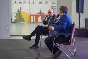 Книжная ярмарка "Наши герои" Книжная ярмарка "Наши герои"