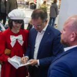 Книжная ярмарка "Наши герои"